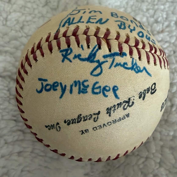 Mrs 💃🏼Babe Ruth - Picture 5 of 8